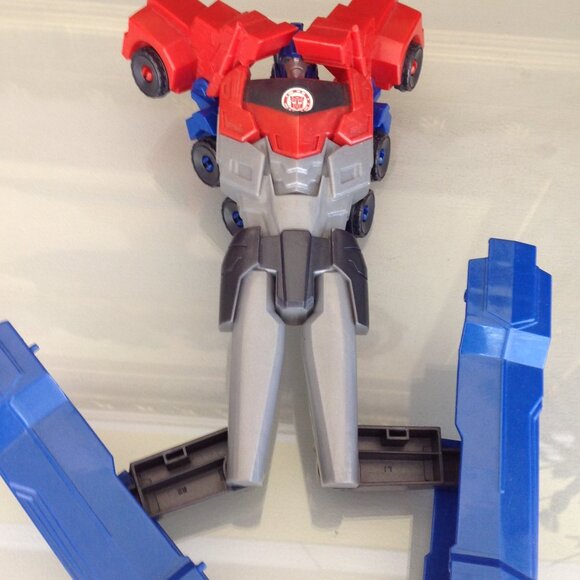 Truck Transformer Optimus Prime Titan Changer - Picture 2 of 6